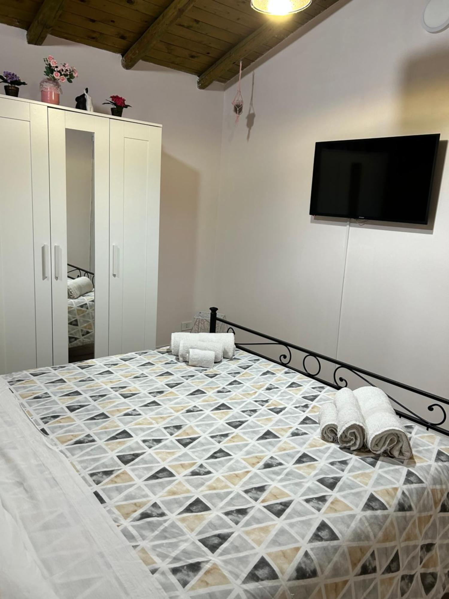 Apartamento Mimi E Coco Shabby House CTA Exterior foto