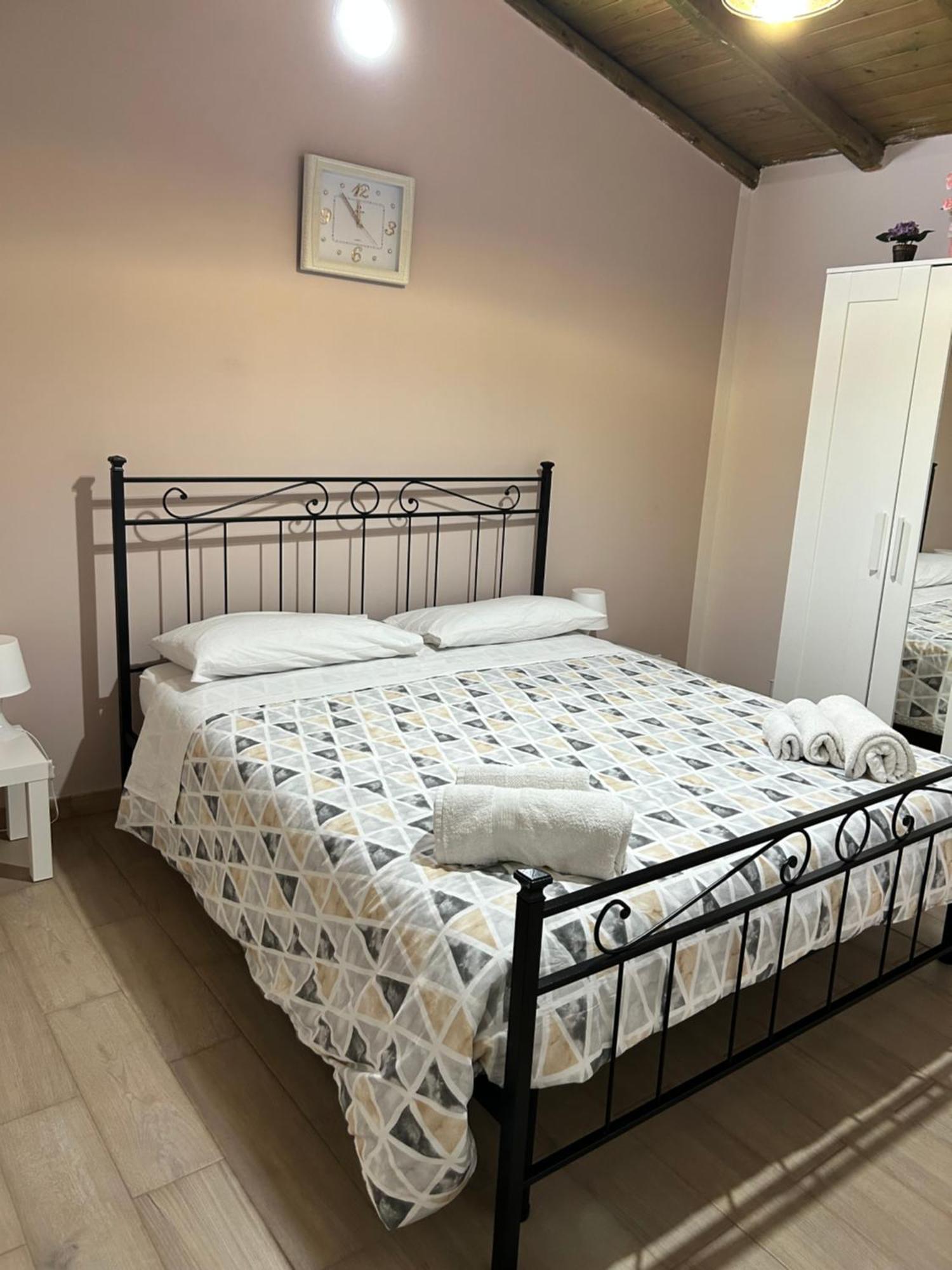 Apartamento Mimi E Coco Shabby House CTA Exterior foto